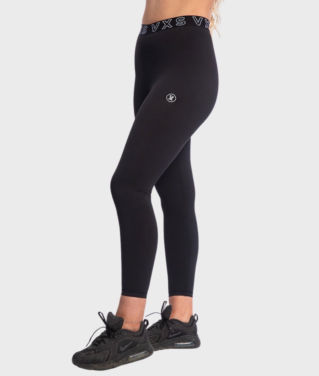 Black Sport Leggings // leggings product photography  Sports leggings  black, Photography services, Sports leggings